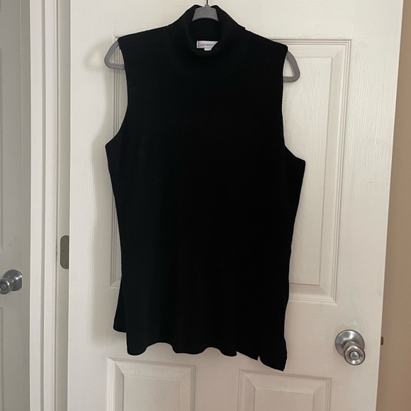 Liz Claiborne Sweaters - Sleeveless Turtleneck Sweater